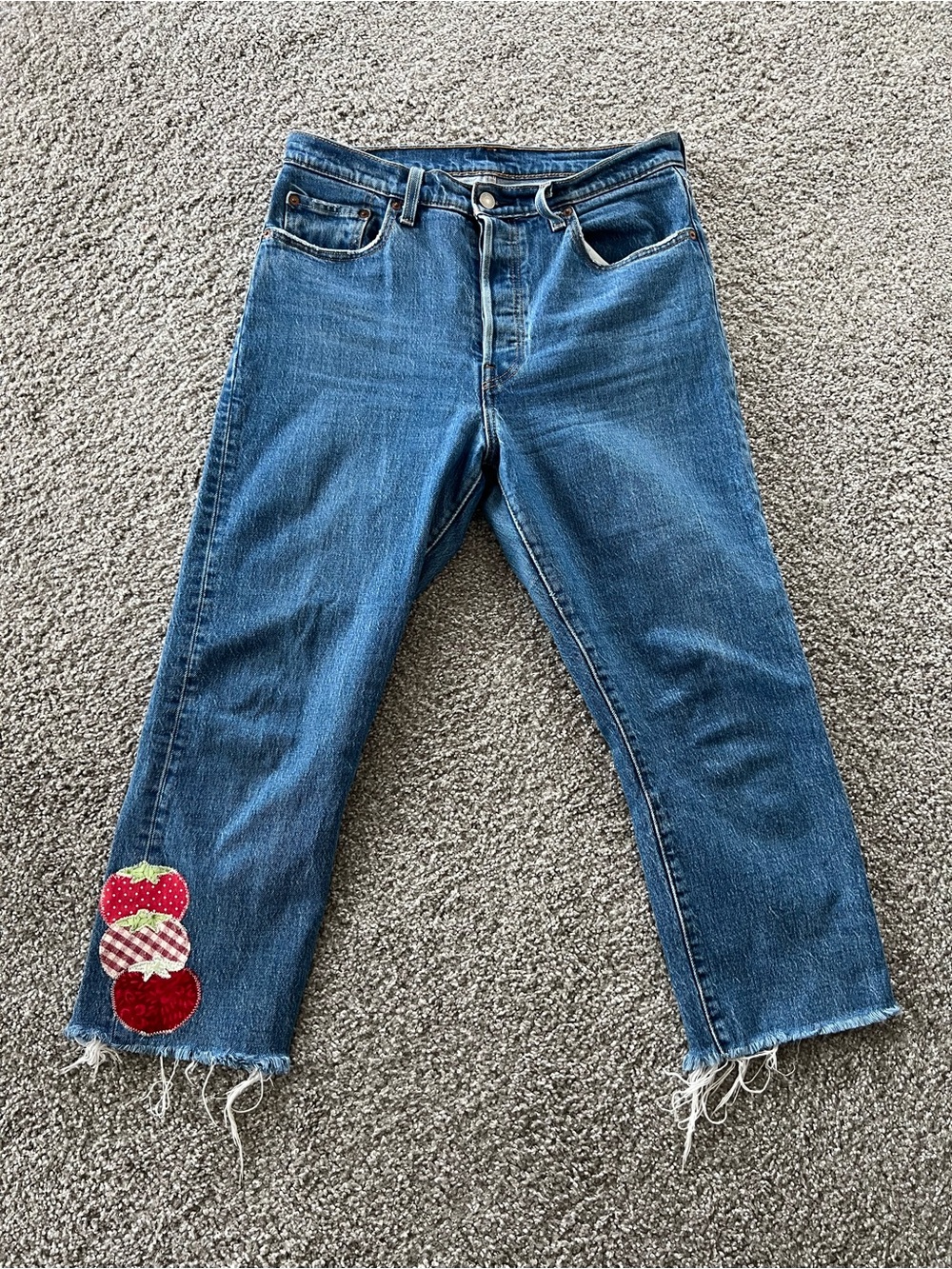 Women’s Blue Levi Denim Jeans with Red Tomato Patch Detail